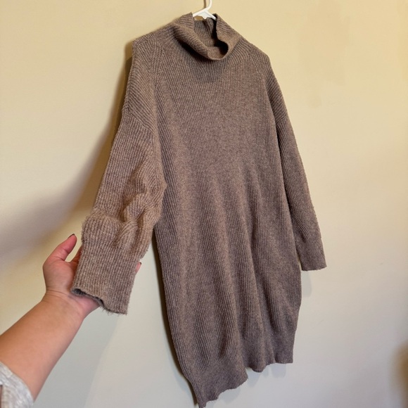 Aerie Cozyup Funnel Neck Taupe Sweater Dress size Small - Picture 2 of 10